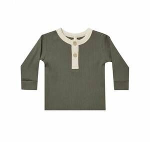 NEW QUINCY MAE kids' ribbed long sleeve henley top in forest